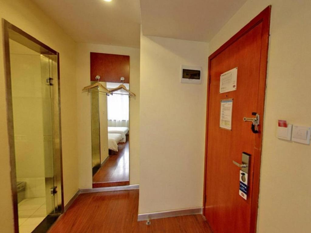 Hanting Hotel Shanghai Xiangyang Road Esterno foto