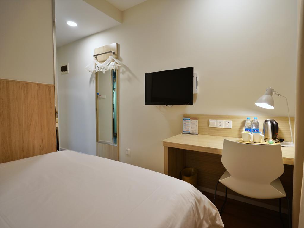 Hanting Hotel Shanghai Xiangyang Road Esterno foto